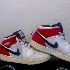 air jordan 1 mid white, black, gym red size 6.5